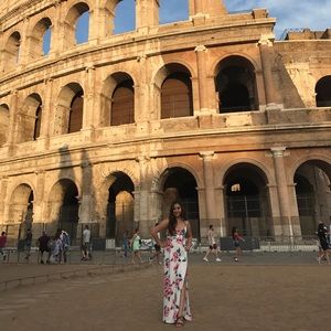 Meet your Posher, Noemy